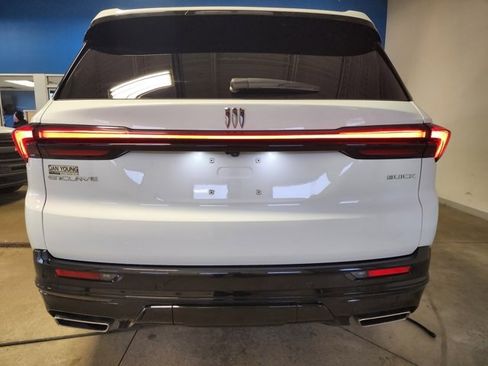 Certified 2025 Buick Enclave Sport Touring image 3