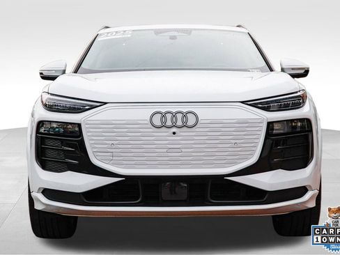 Certified 2025 Audi Q6 e-tron Premium Plus w/ Premium Plus image 2