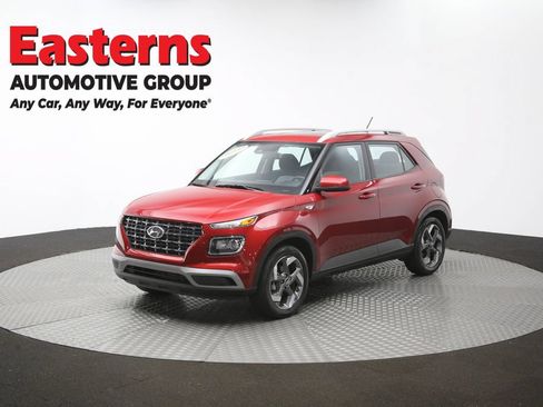 Used 2025 Hyundai Venue SEL FWD image 57