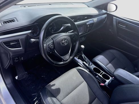 Used 2016 Toyota Corolla S FWD image 9