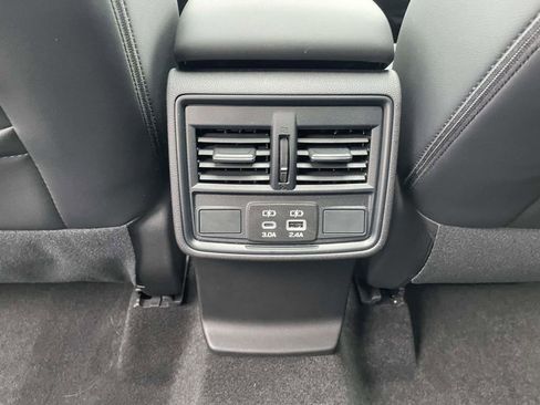 Certified 2026 Subaru Forester Premium image 12