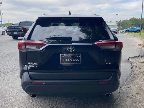 Used 2024 Toyota RAV4 XLE FWD image 4