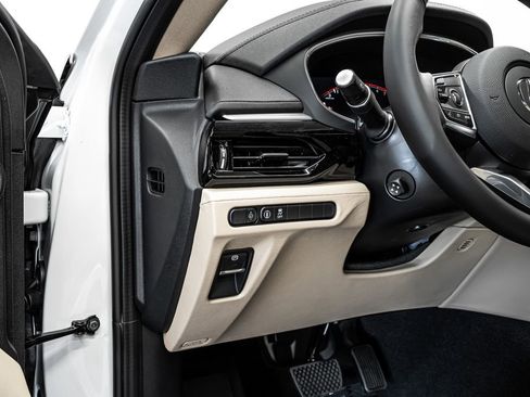 New 2026 Acura MDX SH-AWD image 13