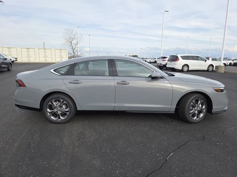 New 2026 Honda Accord EX-L image 19