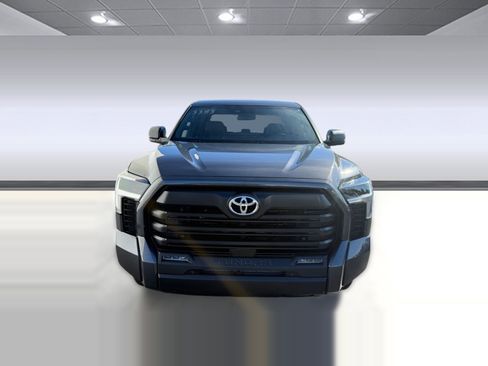 New 2026 Toyota Tundra SR image 7