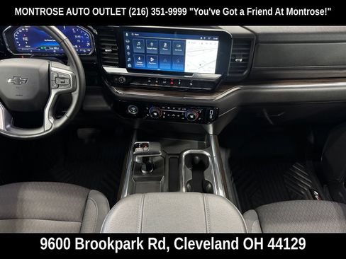Used 2024 Chevrolet Silverado 1500 LT Trail Boss AWD/4WD image 40