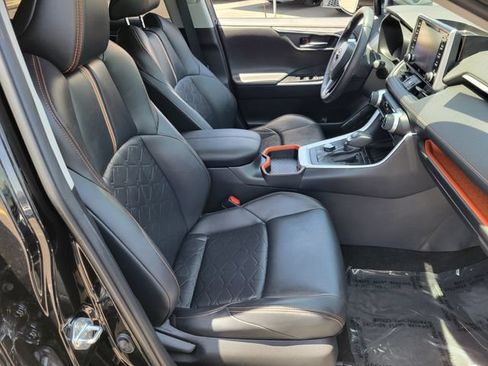 Used 2020 Toyota RAV4 Adventure w/ Carpet Mat Package AWD/4WD image 19