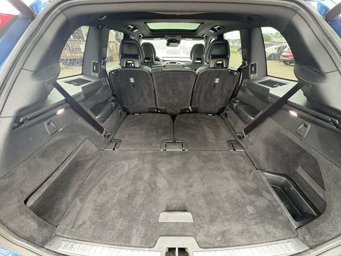 Used 2016 Volvo XC90 T8 R-Design w/ Vision Package AWD/4WD image 28
