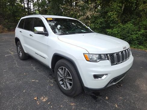 Used 2019 Jeep Grand Cherokee Limited RWD image 3