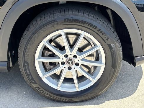 Used 2024 Mercedes-Benz GLE 450e 4MATIC image 32