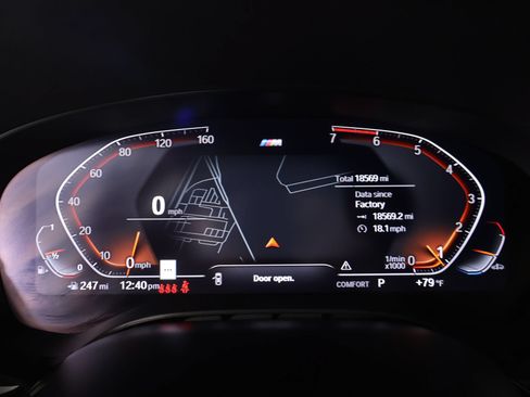 Used 2023 BMW 530i w/ M Sport Package RWD image 4