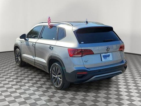 Used 2024 Volkswagen Taos S FWD image 4
