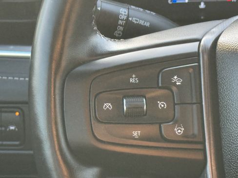 Used 2024 GMC Yukon XL Denali Ultimate AWD/4WD image 13