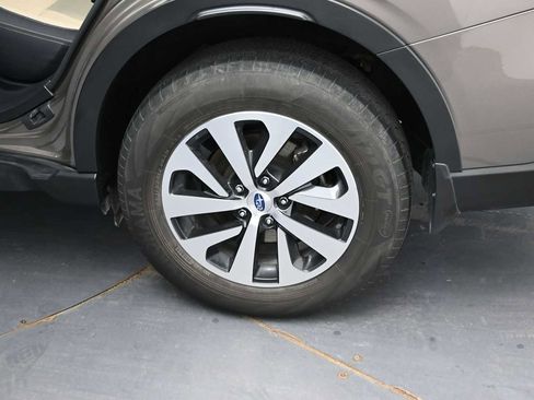 Used 2021 Subaru Outback Premium AWD/4WD image 13