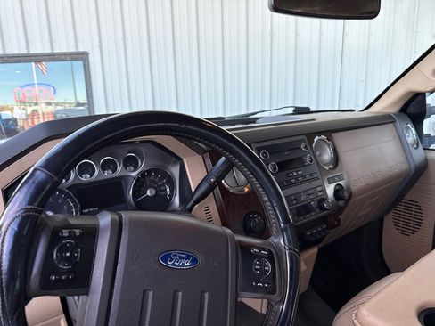 Used 2012 Ford F250 Lariat w/ Chrome Pkg image 16
