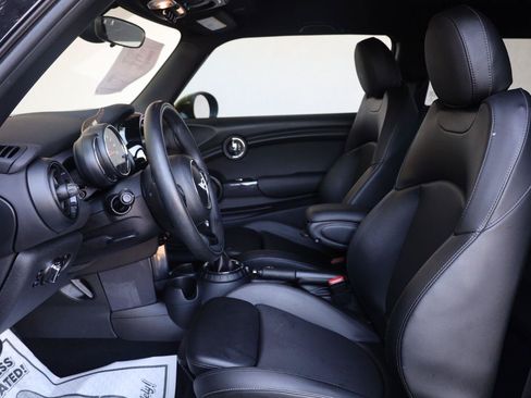 Used 2016 MINI Cooper 2-Door Hardtop FWD image 14