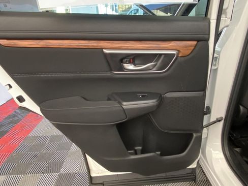Used 2019 Honda CR-V EX image 18