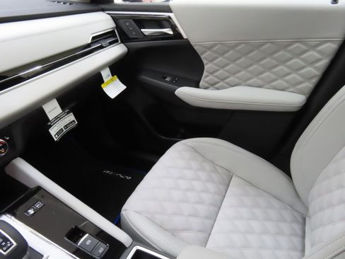 New 2025 Mitsubishi Outlander SEL AWD/4WD image 18