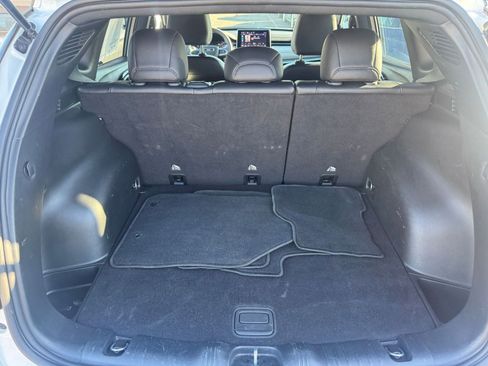 Used 2025 Jeep Compass Limited image 31