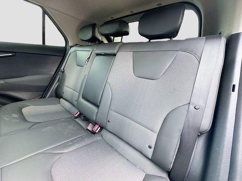 Certified 2023 Kia Niro EX Touring FWD image 27