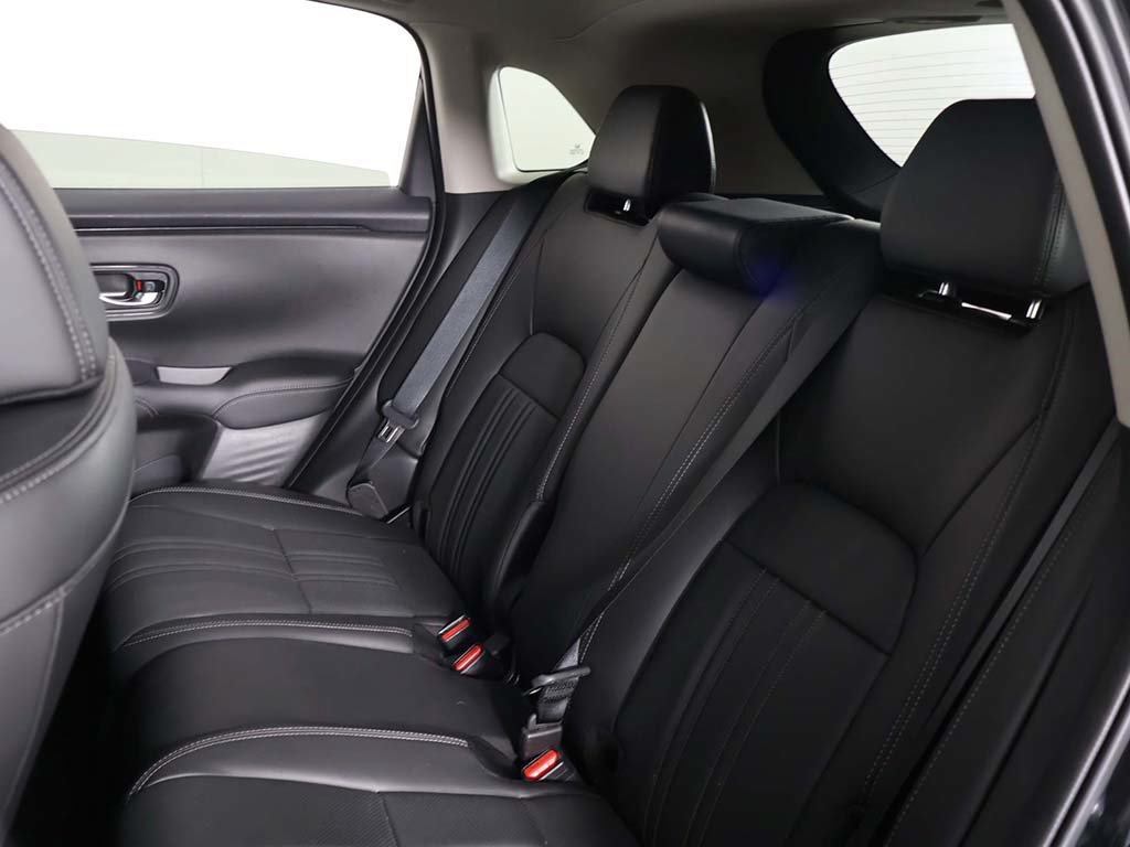 Certified 2025 Honda HR-V EX-L image 33
