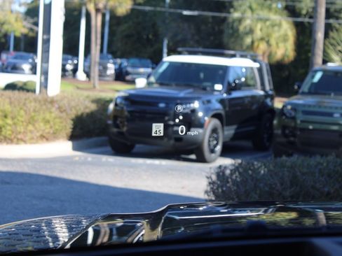 Used 2024 Land Rover Defender 130 X image 20