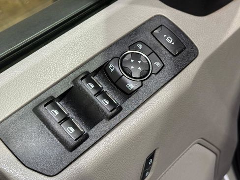 Used 2021 Ford F350 XLT image 34