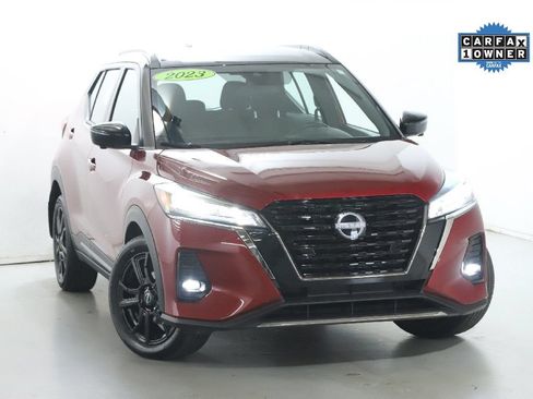 Certified 2023 Nissan Kicks SR FWD image 3