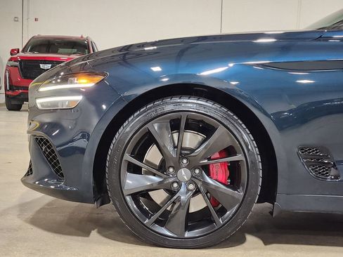 Used 2022 Genesis G70 3.3T image 5