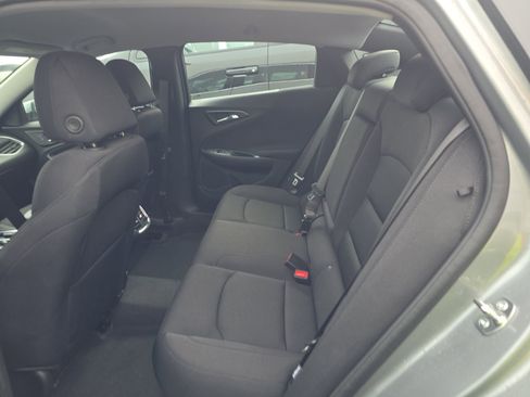 Used 2025 Chevrolet Malibu LT image 19