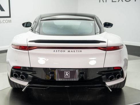 Used 2019 Aston Martin DBS Superleggera RWD image 7