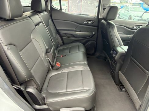 Used 2020 GMC Acadia SLT w/ Trailering Package AWD/4WD image 15