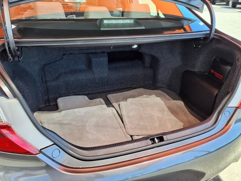 Used 2012 Toyota Camry XLE w/ Leather Pkg FWD image 9
