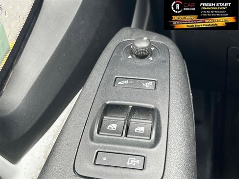 Used 2025 RAM ProMaster 2500 w/ Convenience Group image 26