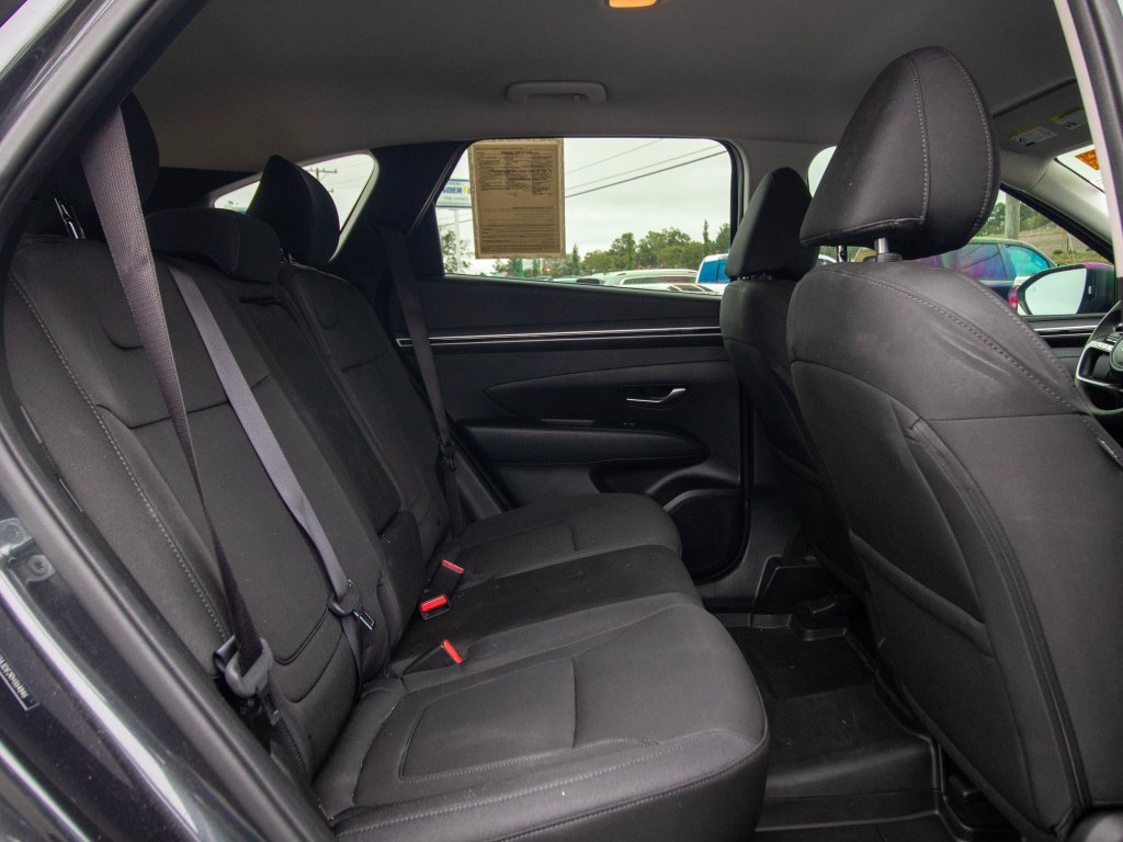 Certified 2024 Hyundai Tucson SE FWD image 16