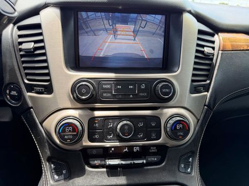 Used 2016 GMC Yukon XL Denali w/ Open Road Package AWD/4WD image 19