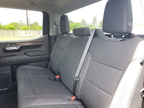 Used 2024 GMC Sierra 1500 SLE image 8