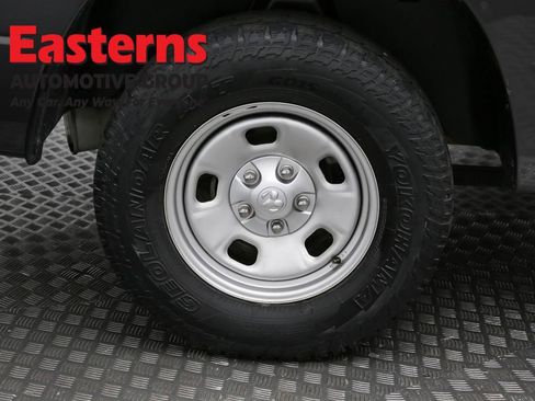 Used 2018 RAM 1500 Tradesman image 28