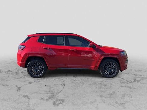 Certified 2023 Jeep Compass Limited image 9