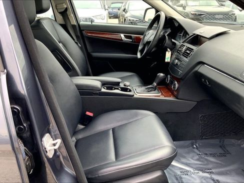 Used 2008 Mercedes-Benz C 300 Sedan image 9