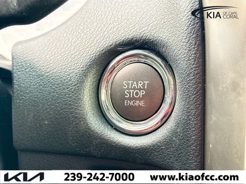 Used 2020 Lexus GX 460 Premium w/ Premium Package image 36