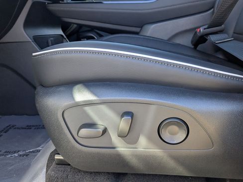 New 2026 Buick Enclave Sport Touring w/ Power Package image 23