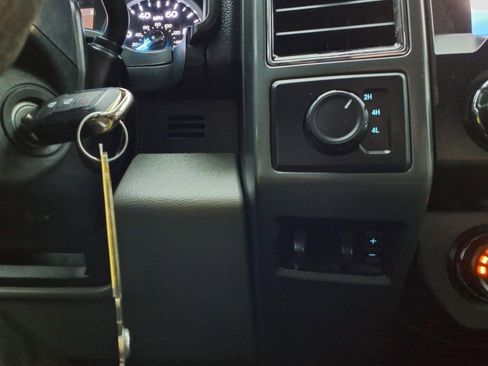 Used 2020 Ford F250 XLT image 16