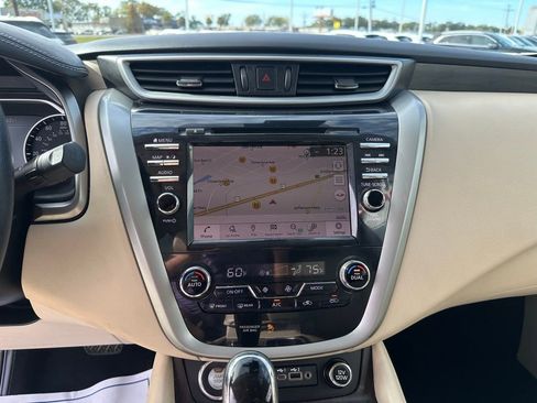 Used 2019 Nissan Murano Platinum w/ Cargo Package image 13