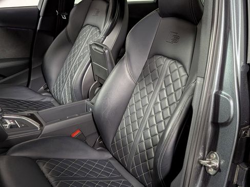 Used 2019 Audi S4 Premium Plus w/ Premium Plus Package image 14