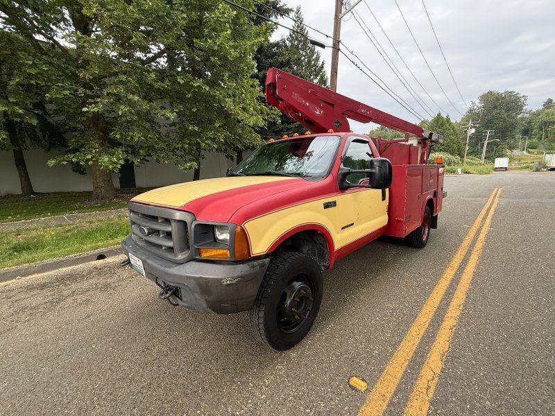 Used 2001 Ford F450 2WD Regular Cab Super Duty image 1