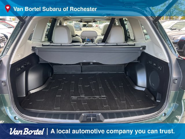 Used 2024 Subaru Forester Limited AWD/4WD image 27