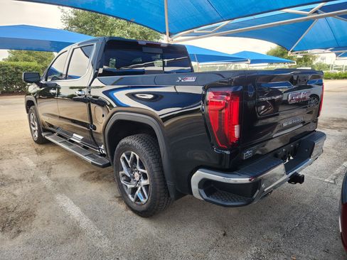 Used 2026 GMC Sierra 1500 SLT AWD/4WD image 3