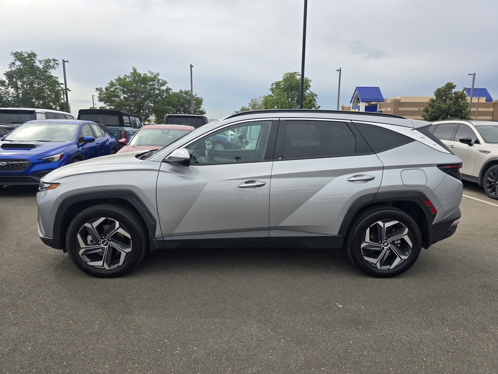 Used 2022 Hyundai Tucson SEL AWD/4WD image 2