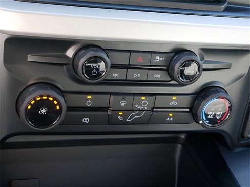 Used 2025 Ford F250 XLT w/ FX4 Off-Road Package image 26